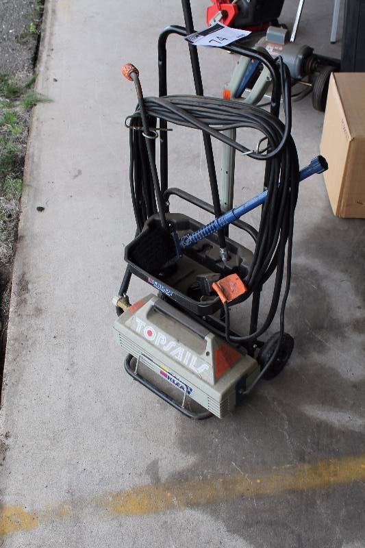 lot 74 image: TopSails Power Klean Caddy wSpray & Brush Attachments Push Cart Includes Hoses.