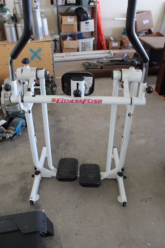 Fitness Flyer Workout Machine W Full Body Motion Feet Pads Arm Swings Blaine Mechanical Surplus And Estate Sale K Bid