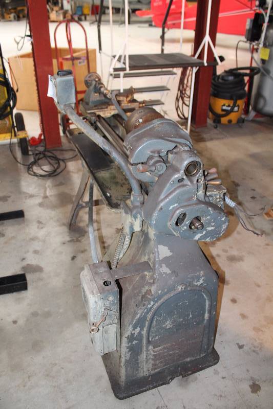 lot 339 image: Horizontal Drill Press wTable & Miscellaneous Drill Bits & Accessories Untested 57 x 24 x 47.