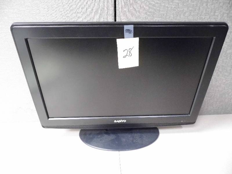 lot 28 image: Sanyo 19 TV - No Remote or Power Cord