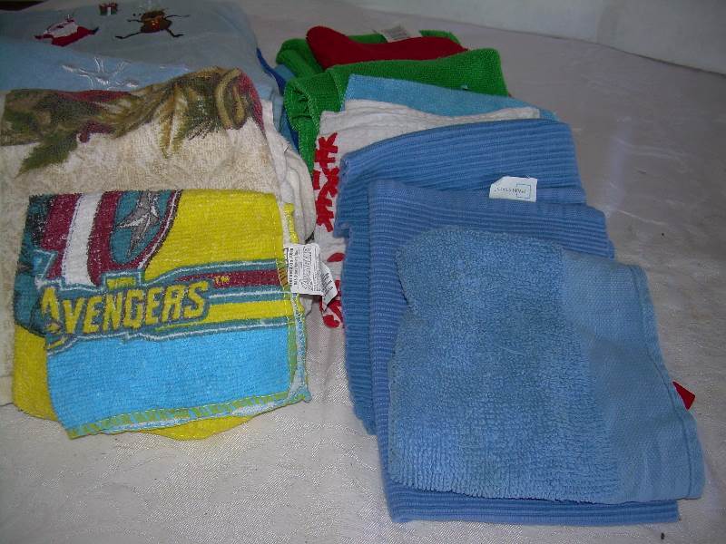 misc Chritmas  towels and rags