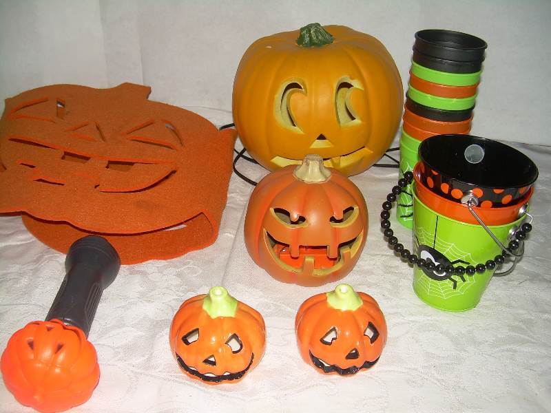 misc holloween items