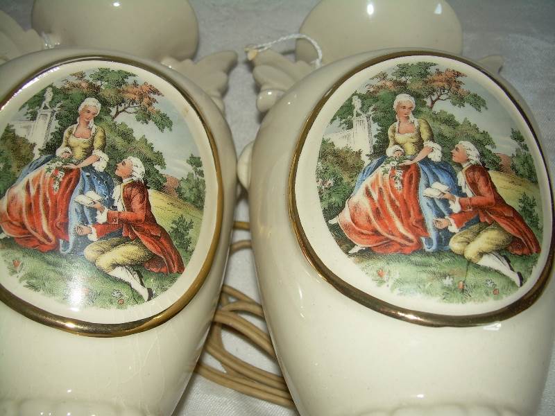 2 antique electric lamps