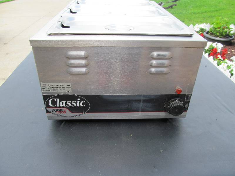 lot 22 image: APW Wyott Classic  Warmer