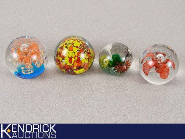 lot 10 image: Lot of Vintage Hand Blown Glass Paperweights