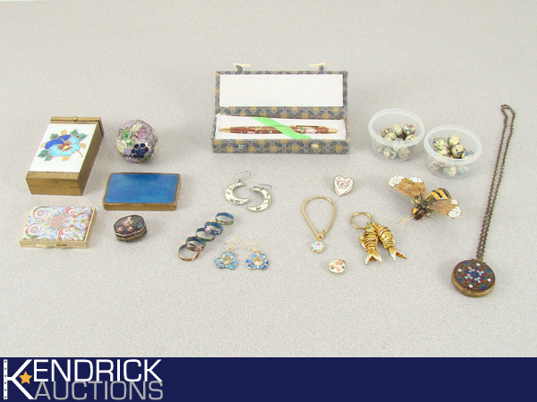 lot 11 image: Large Lot of Antique Cloisonne Items