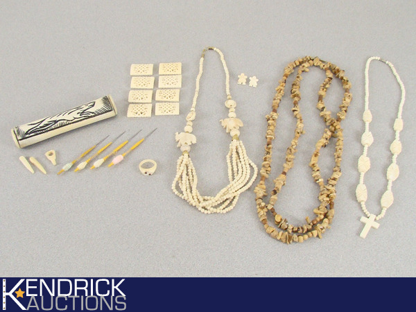 lot 12 image: Lot of IvoryBone Items