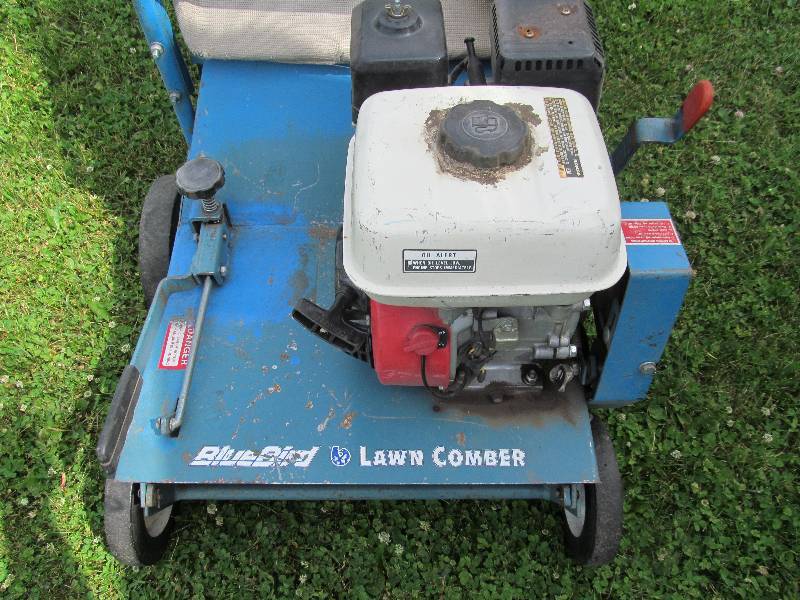 BlueBird Lawn Comber