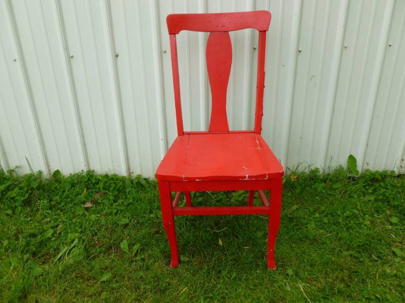 lot 23 image: Vintage Chair
