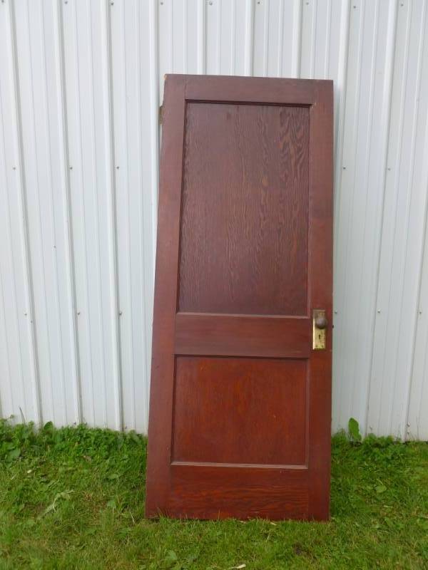 lot 34 image: Vintage Door