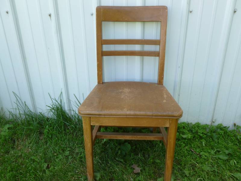 lot 80 image: Vintage Chair