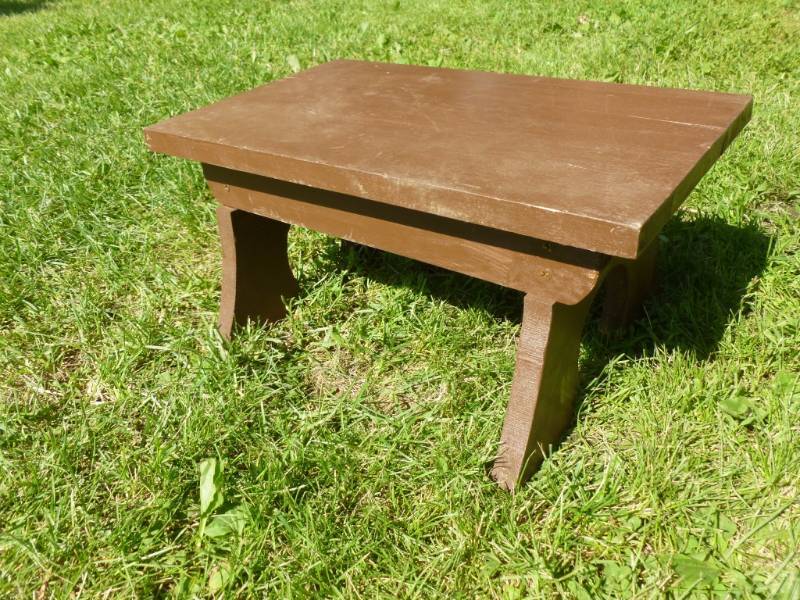 lot 128 image: Step Stool