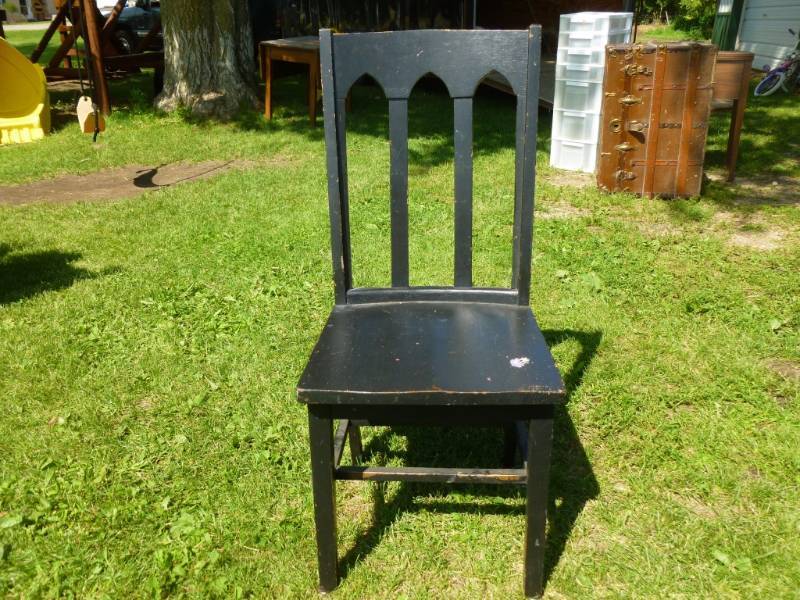 lot 140 image: Vintage Chair