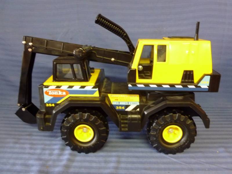 lot 36 image: Tonka