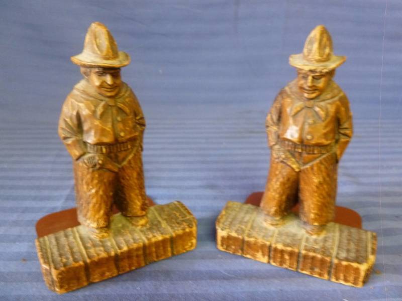 lot 54 image: Vintage Bookends