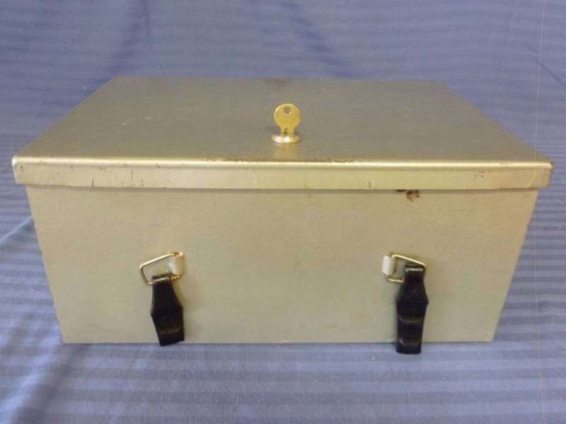 lot 83 image: SafeAmmo Box