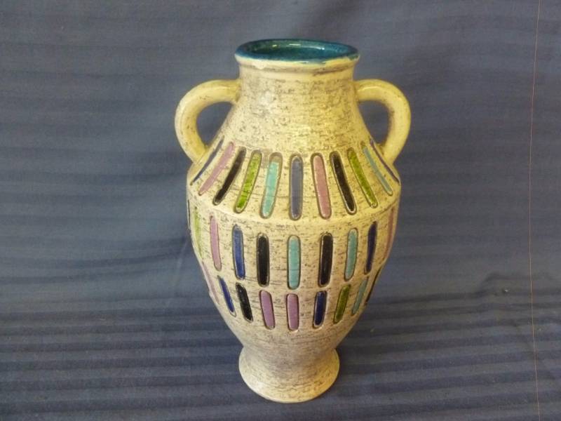 lot 125 image: Stoneware Vase
