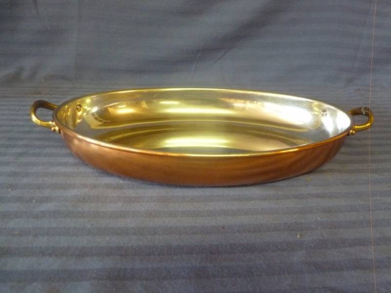 lot 126 image: Copper Pan