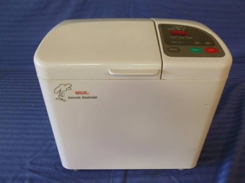 lot 204 image: Regal Breadmaker