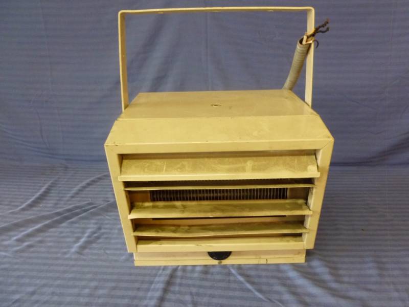 lot 8 image: Electric Garage Heater