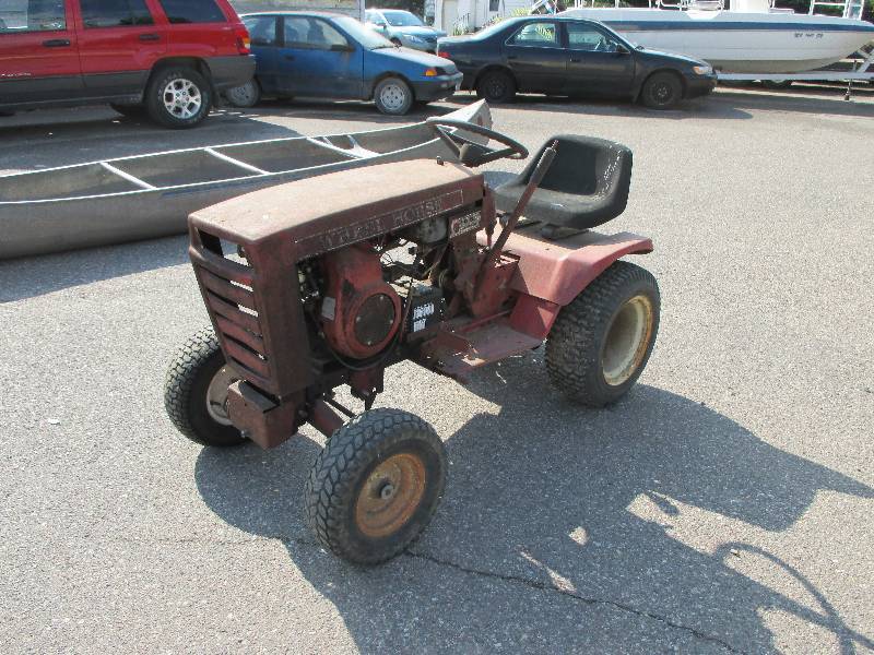 lot 4 image: Wheelhorse