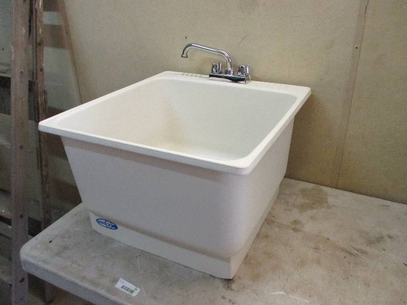 lot 18 image: Utility Sink