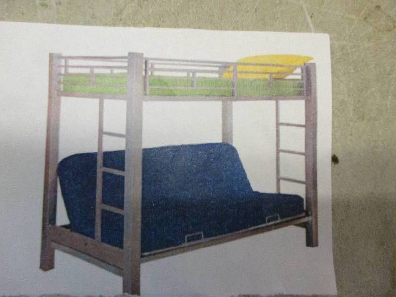 lot 25 image: Heavy duty bunkbed
