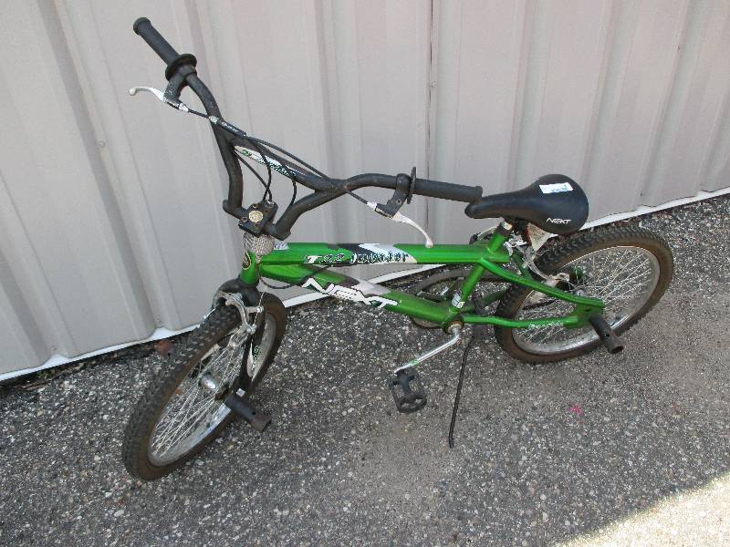 lot 36 image: Next T22 Invader bike