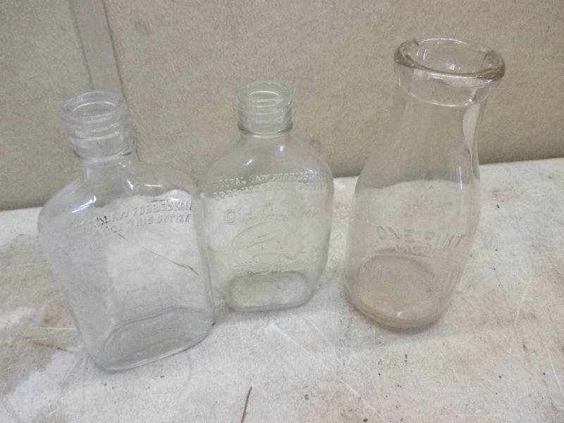 lot 105 image: glassware