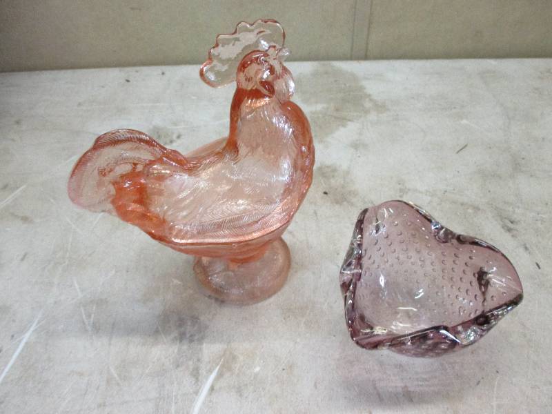 lot 125 image: Colored glass