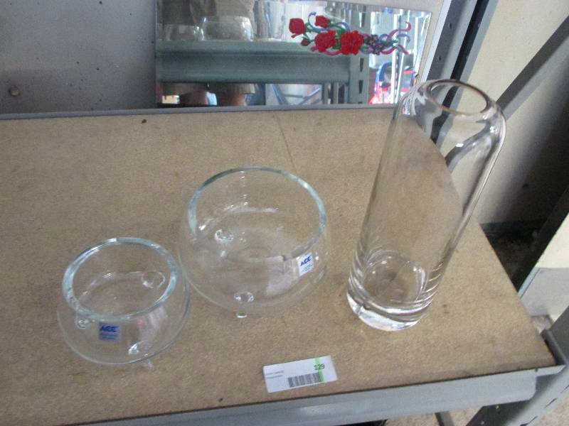 lot 129 image: Clear vases