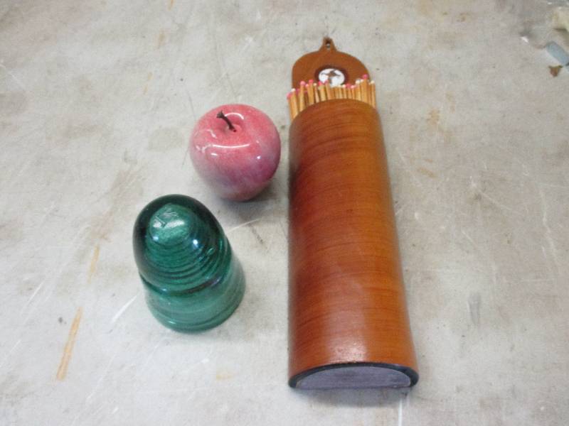 lot 133 image: InsulatorMatch holder
