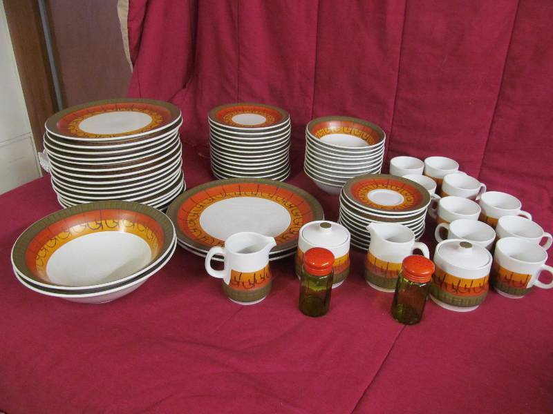 Dish Set