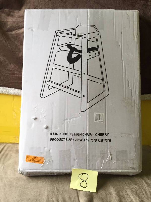 lot 8 image: Childs High Chair  20x19.75x28.75