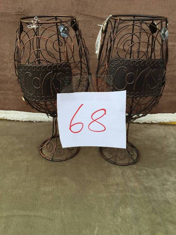Set of 2 Metal Cups