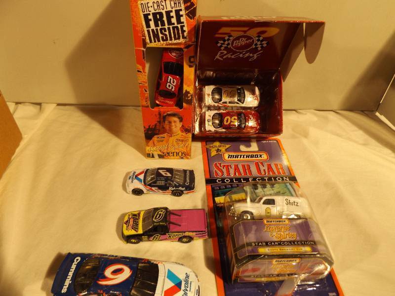 lot 8 image: Racecars and Matchbox Star Car