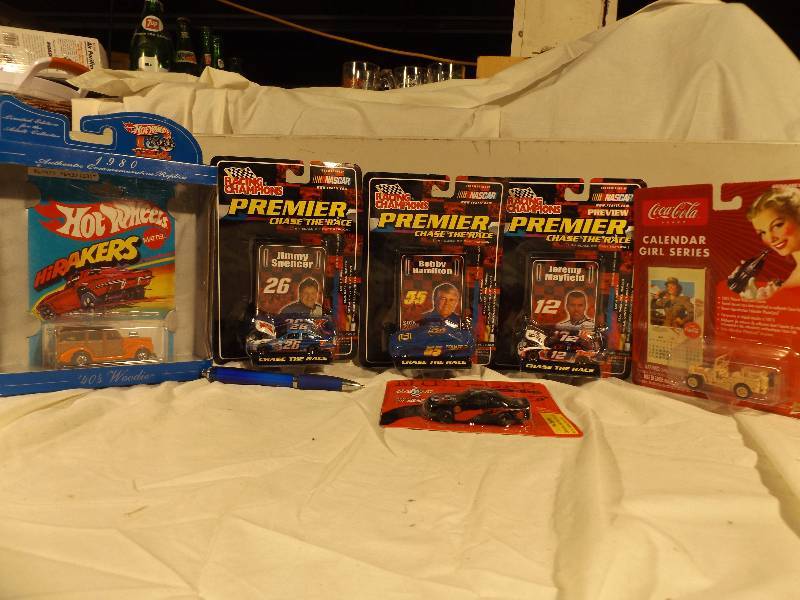 lot 34 image: Premier Chase the Race Toy Cars, Hot Wheels 1980 Hiraker, Coca Cola Calendar Series Toy Car
