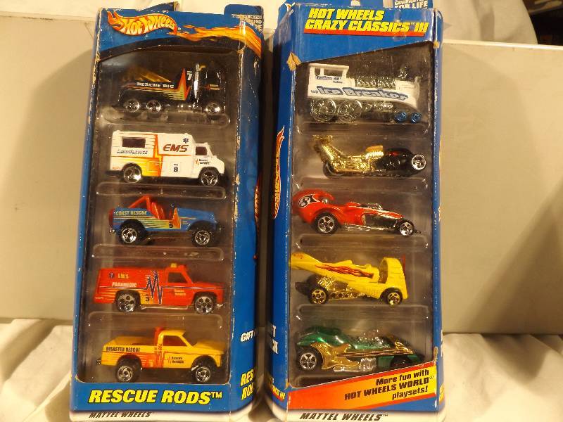 lot 58 image: Hot Wheels Toy Cars