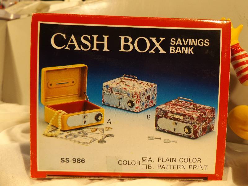 lot 61 image: Bank and Cash Box Bags, Ronald McDonald