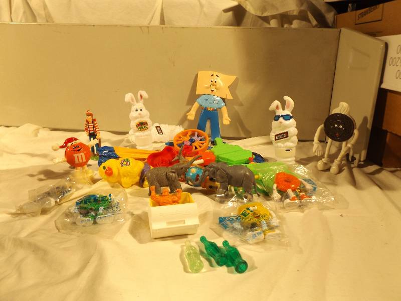 lot 67 image: Box Lot Small Toys Various Vendors