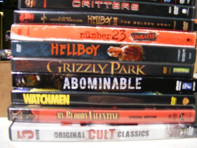 lot 275 image: 10 Scary Movie DVDs