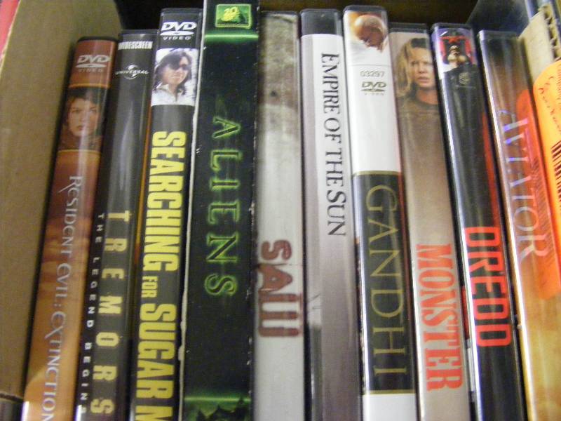 lot 276 image: 10 DVDs of Popular Movies