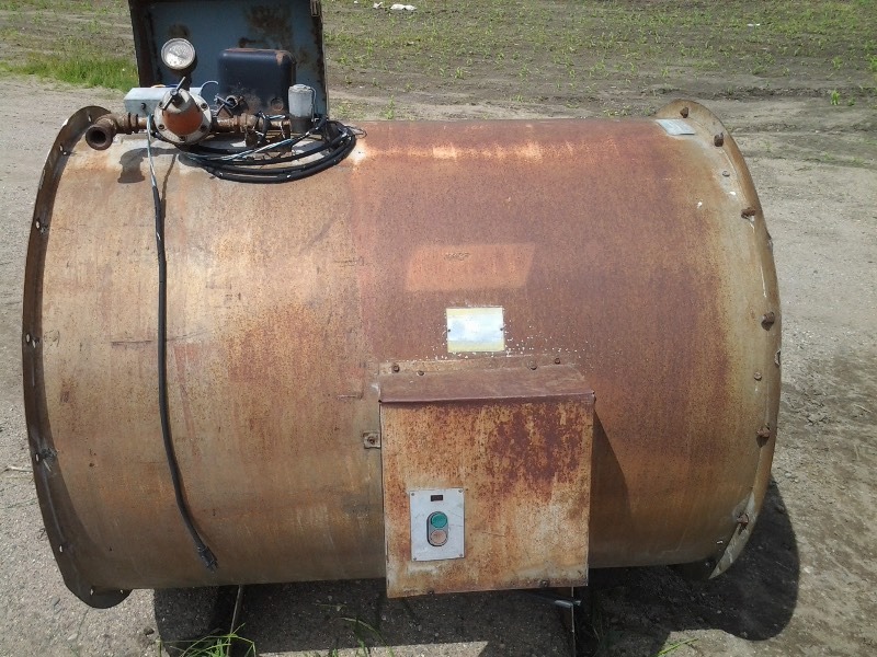 lot 13 image: Chicago 30 7.5 - 11hp 3 phase Inline Fan