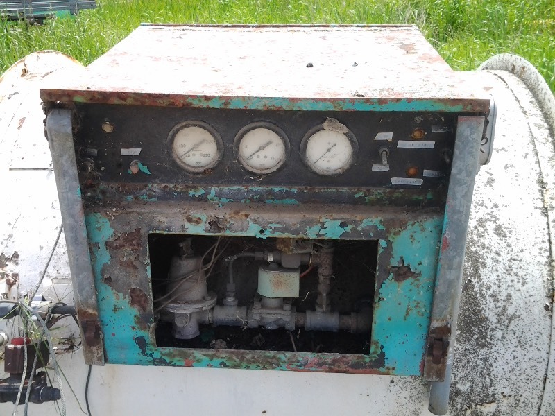 lot 14 image: Chicago 30 7.5 - 11hp 3 phase Inline Fan