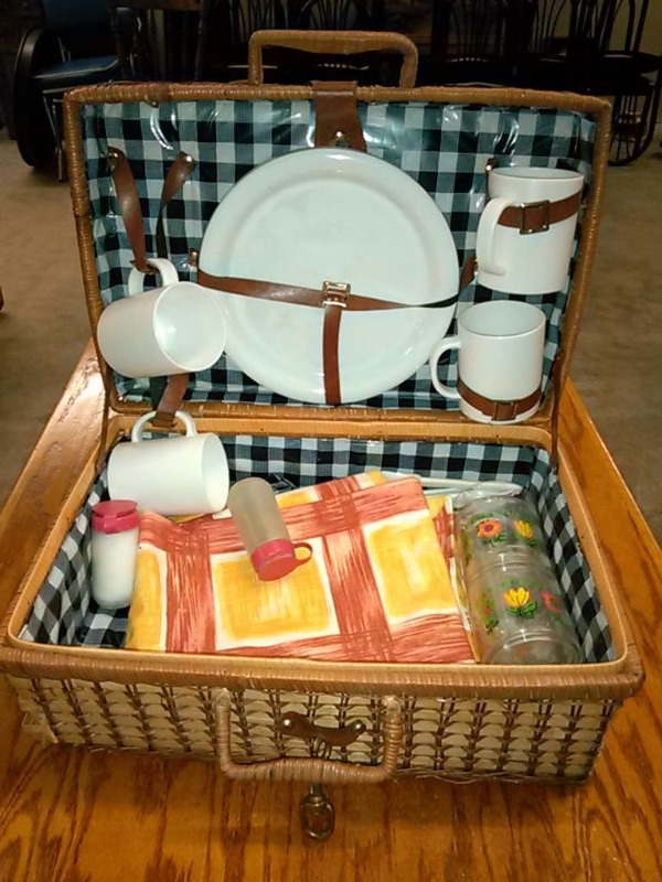 Awesome Vintage Wicker Picnic Basket-Very Cool Piece For Use Or For Decor-Never Used