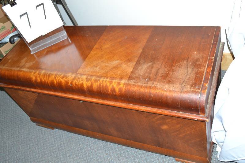 lot 77 image: Cedar chest
