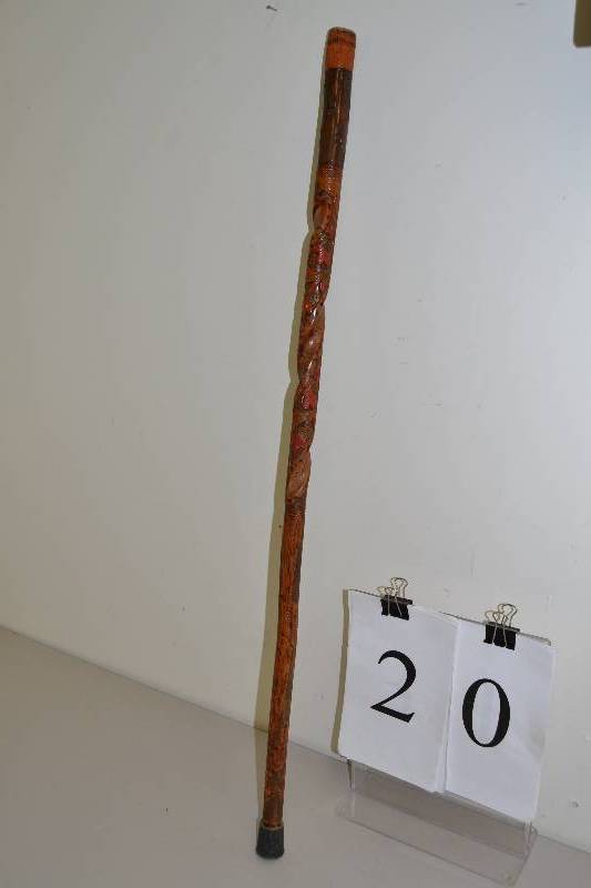 lot 20 image: Walking stickcane