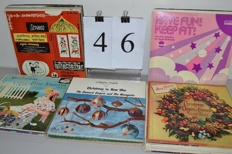 lot 46 image: Large stack of albums