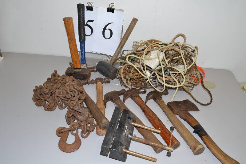 lot 56 image: Misc Garage items