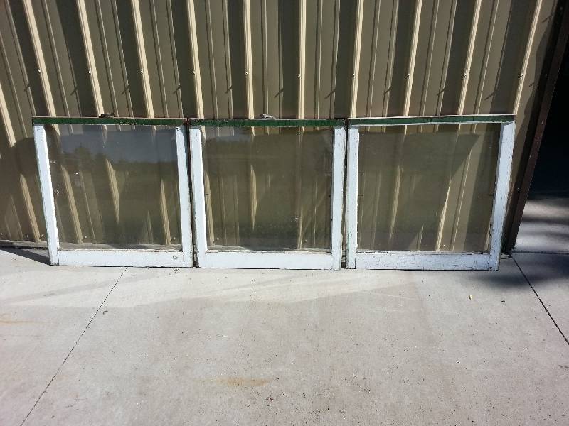 lot 56 image: Lot of (3) Vintage Windows